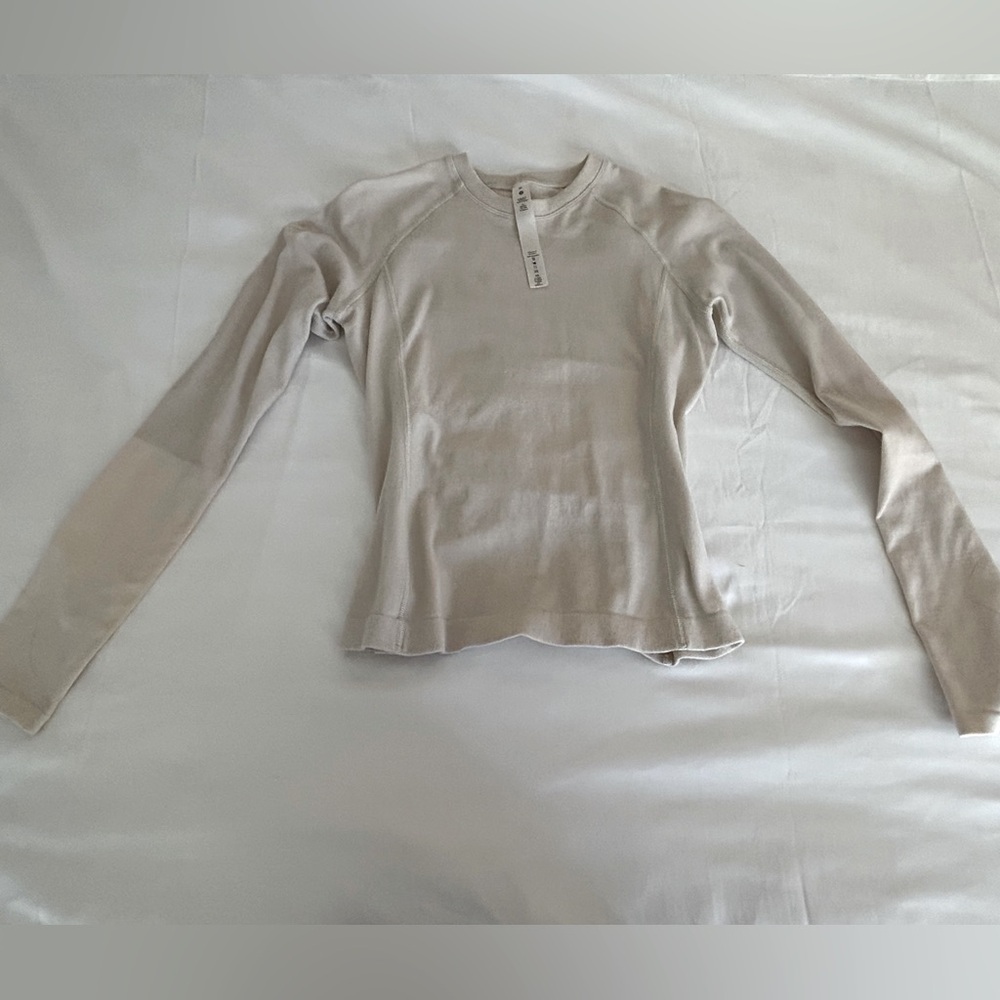 Lululemon long sleeve pullover